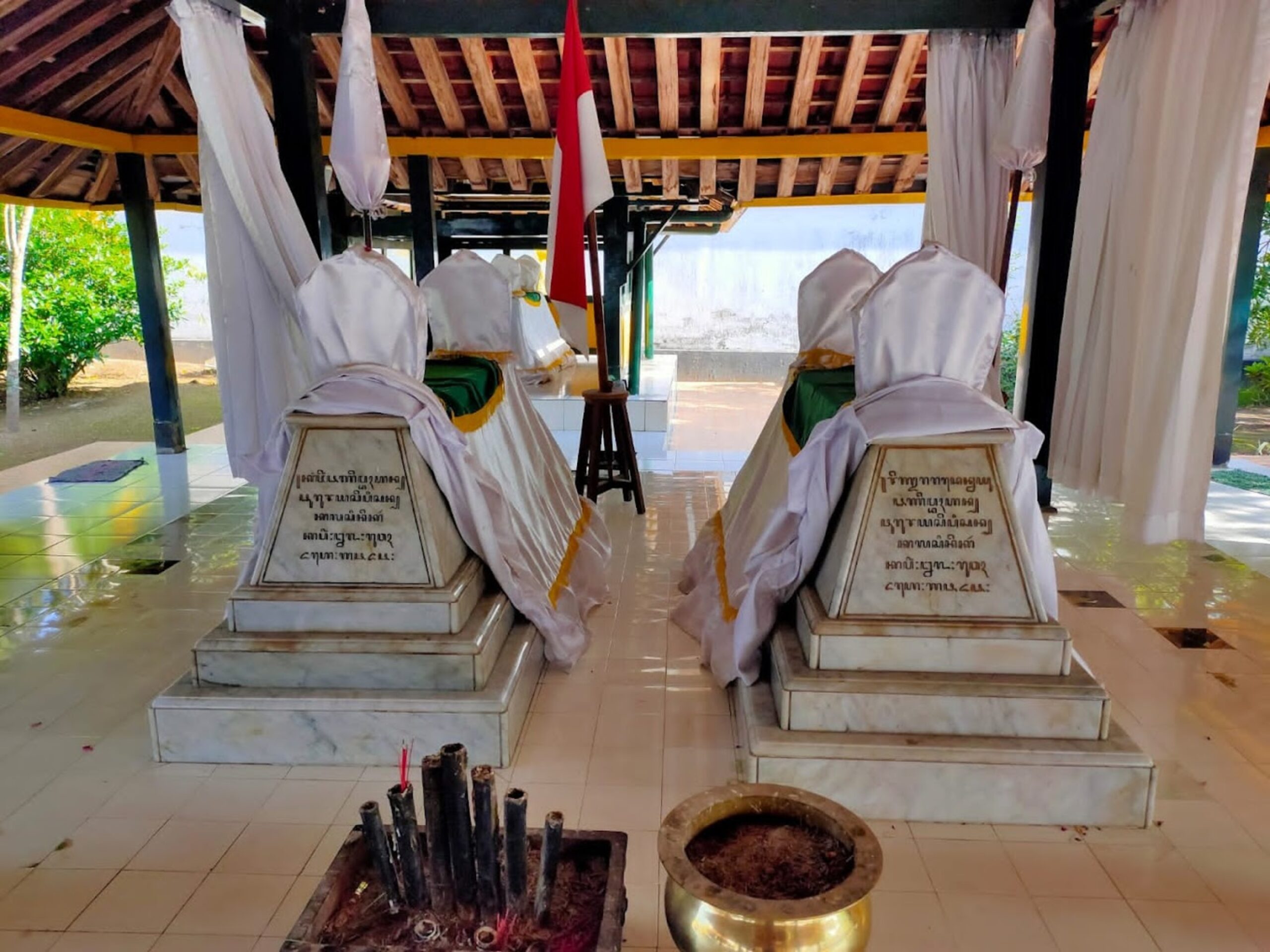 Makam Pangeran Purbaya